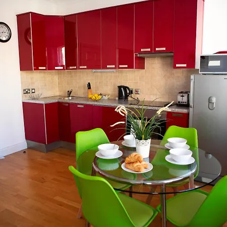 Apt 2, Opera House By Indigo Flats